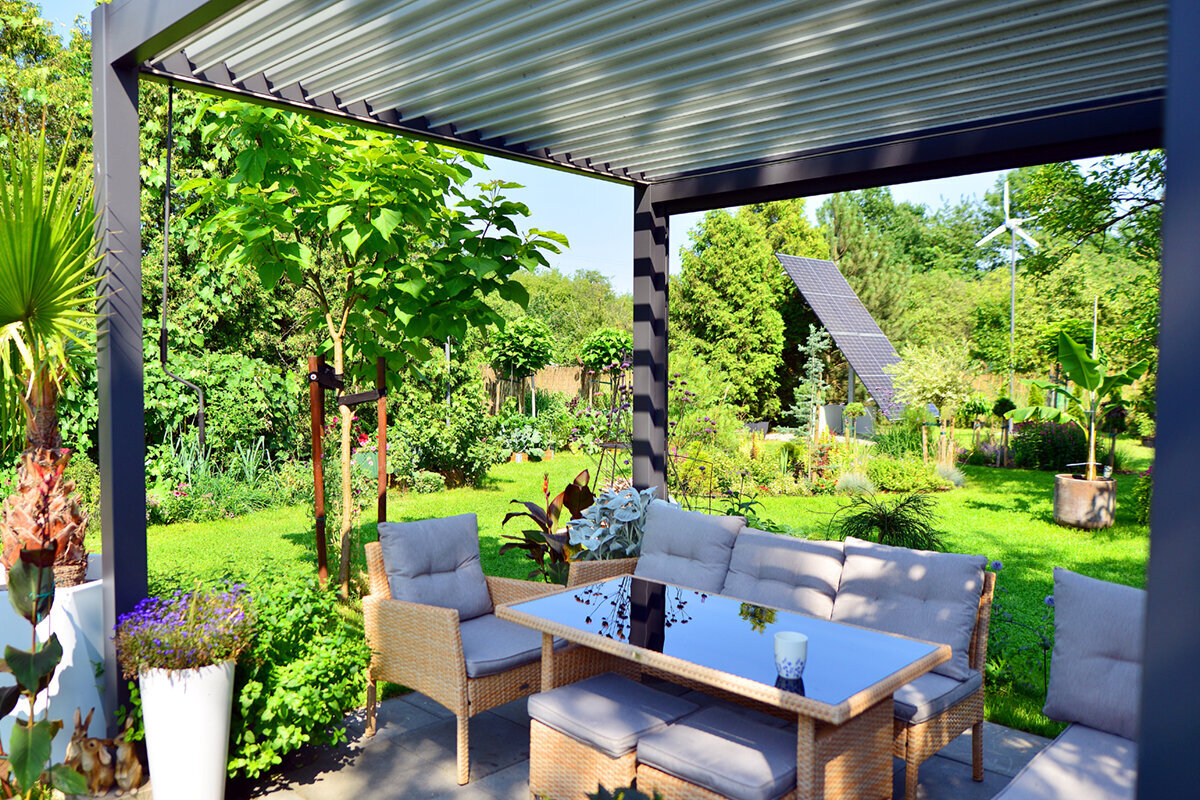 Budget- oder Premium-Pergola: Kosten über 10 Jahre vergleichen