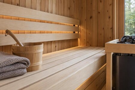 Welk hout kiest u voor saunabanken en rugleuningen?