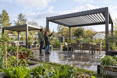 Een bioklimatische pergola kopen: zo beoordeel je het verstelbare dak