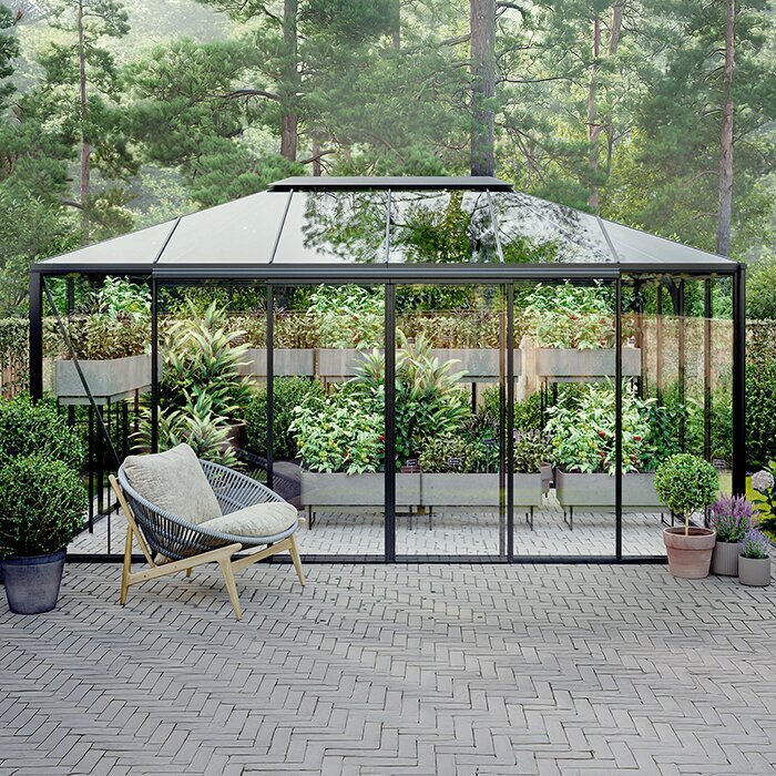 Pyramidový skleník Bloomcabin Oasis reinforced aluminum frame Česko