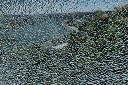ESG oder VSG: Welches Sicherheitsglas passt zum Projekt?