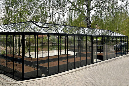Intelligente Gewächshäuser von Bloomcabin – Aluminium-Gewächshaus für modernes Gärtnern