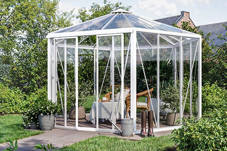Bloomcabin Hexagon – kuusikulmainen alumiinikasvihuone suomalaisiin puutarhoihin