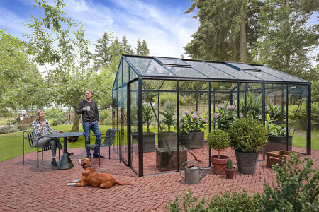 10 Innovatiivista Tapaa Käyttää Aluminium Kasvihuonettasi Koko Vuoden Ajan