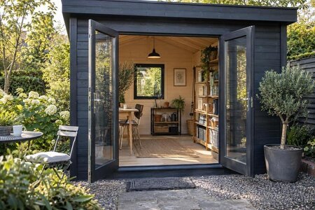 Black Friday: scegliere piccole casette da giardino in legno ben organizzate