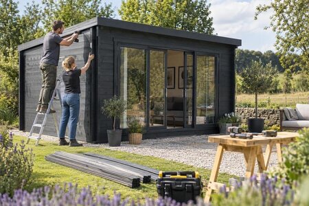 Quante persone servono per montare una casetta da giardino?