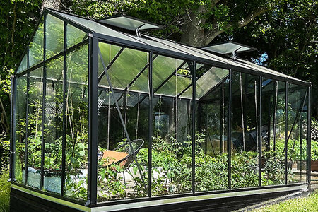 Allestire la serra dopo il montaggio | Bloomcabin Italia