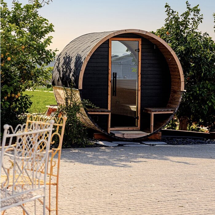 Ton-sauna van thermisch gemodificeerd hout