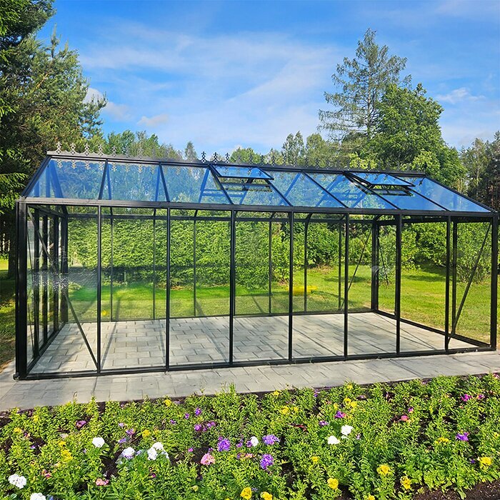Greenhouses made of aluminum