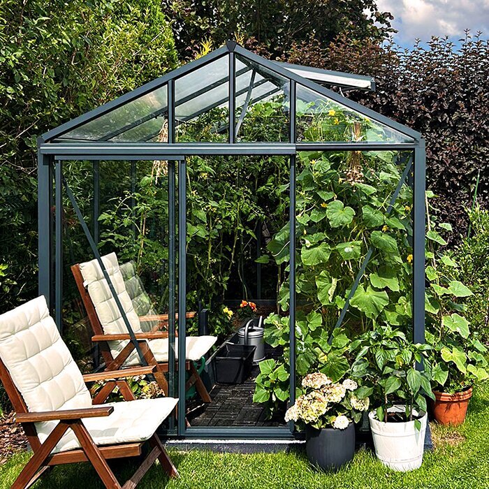 Greenhouses made of aluminum