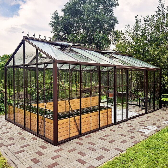 Greenhouses made of aluminum