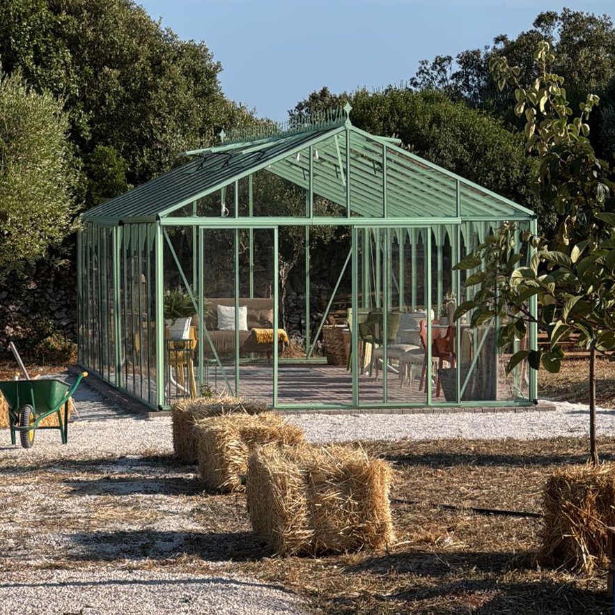 Classic Premium greenhouse with aluminum framing and glass panels