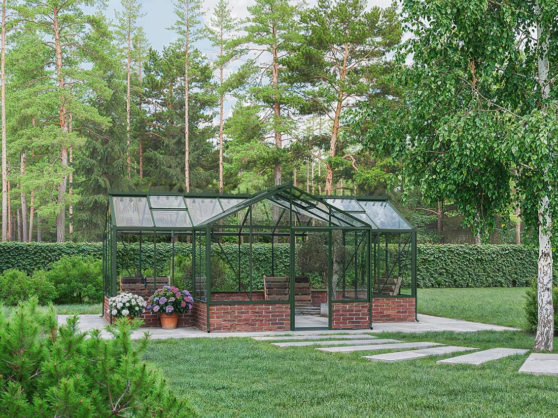 Wall-mounted T-shaped greenhouse installed beside a building