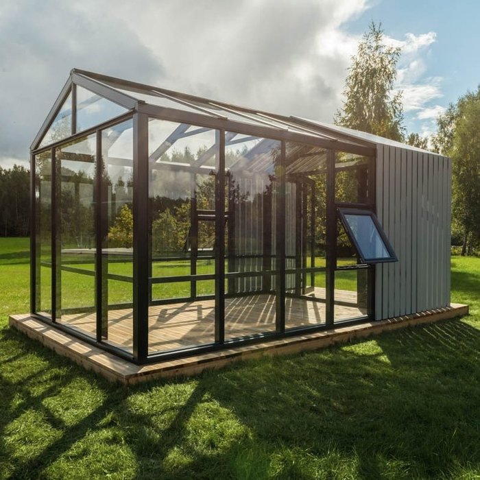 Greenhouses and Conservatories
