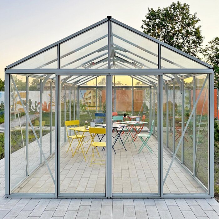 Greenhouses made of aluminum