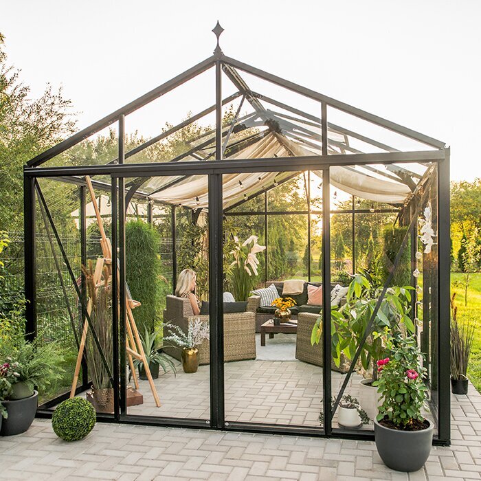Greenhouses made of aluminum