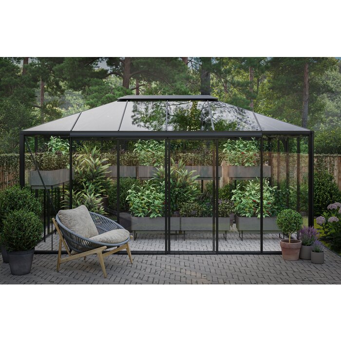 Pyramid-type greenhouse